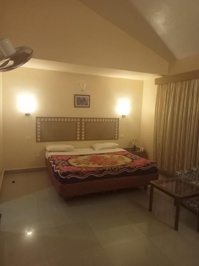 La Gabriell Beach Inn Calangute Extérieur photo